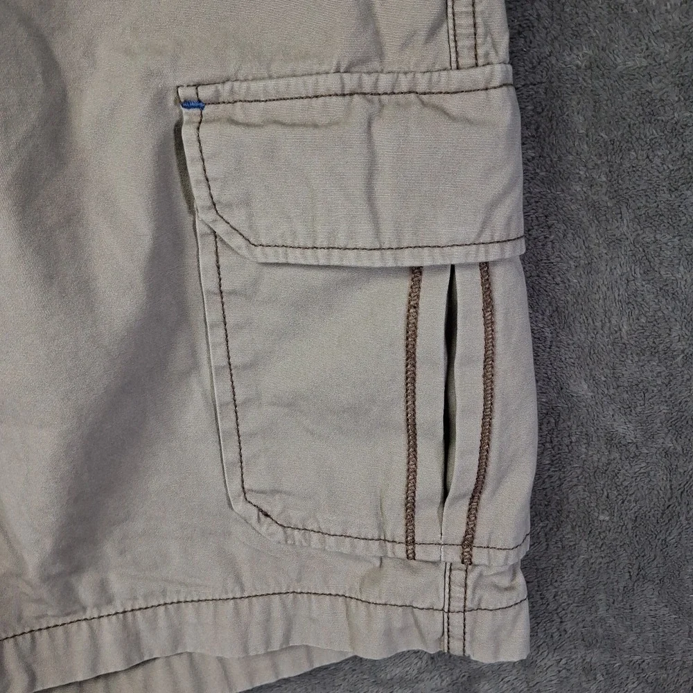 Tommy Bahama Cargo Shorts Mens Large Beige Khaki Summer Outdoor Preppy 36 X 7